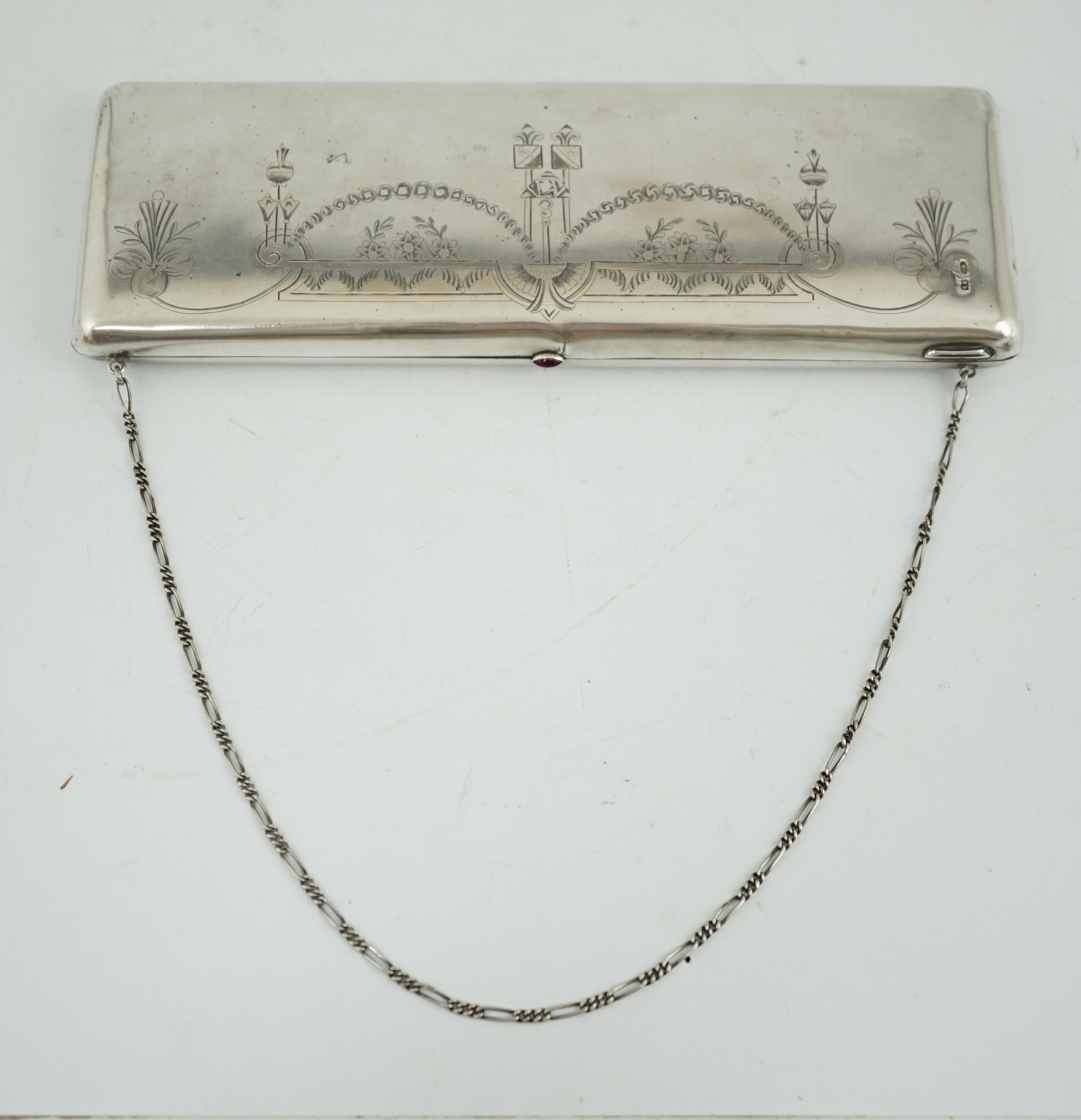 A large early 20th century Russian 84 zolotnik silver mounted purse